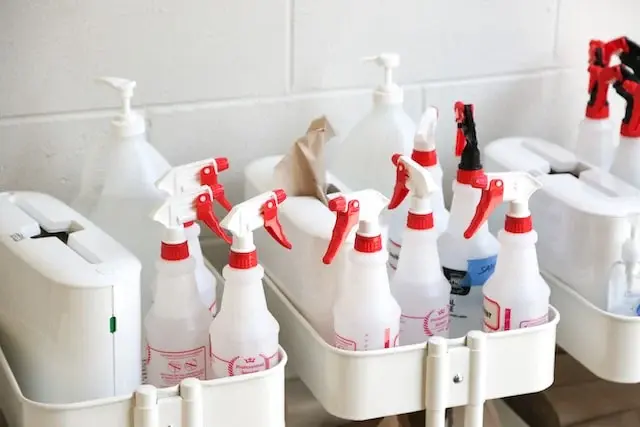 four-reasons-why-the-correct-wholesale-cleaning-products-will-save-your-school-budget